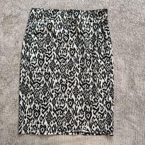 RipSkirt Hawaii Indo Ikat Wrap Skirt Length 3 Black‎ Cream Travel Medium